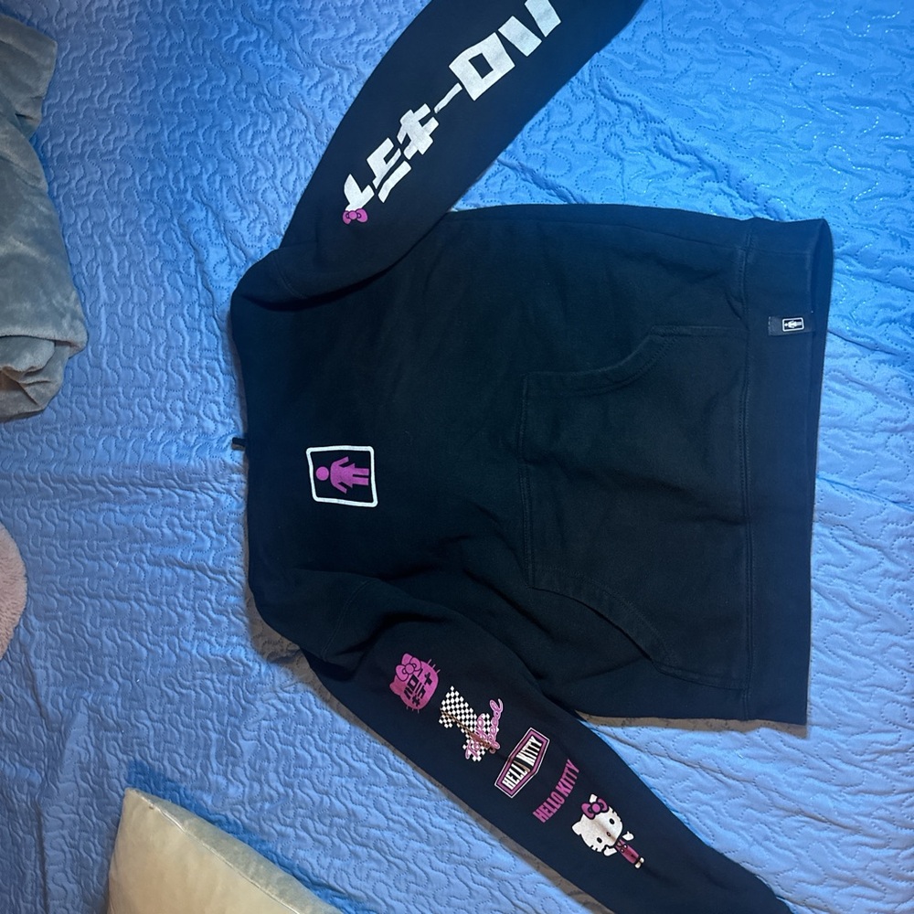 Sanrio Black and Pink Graphic Sweatshirt